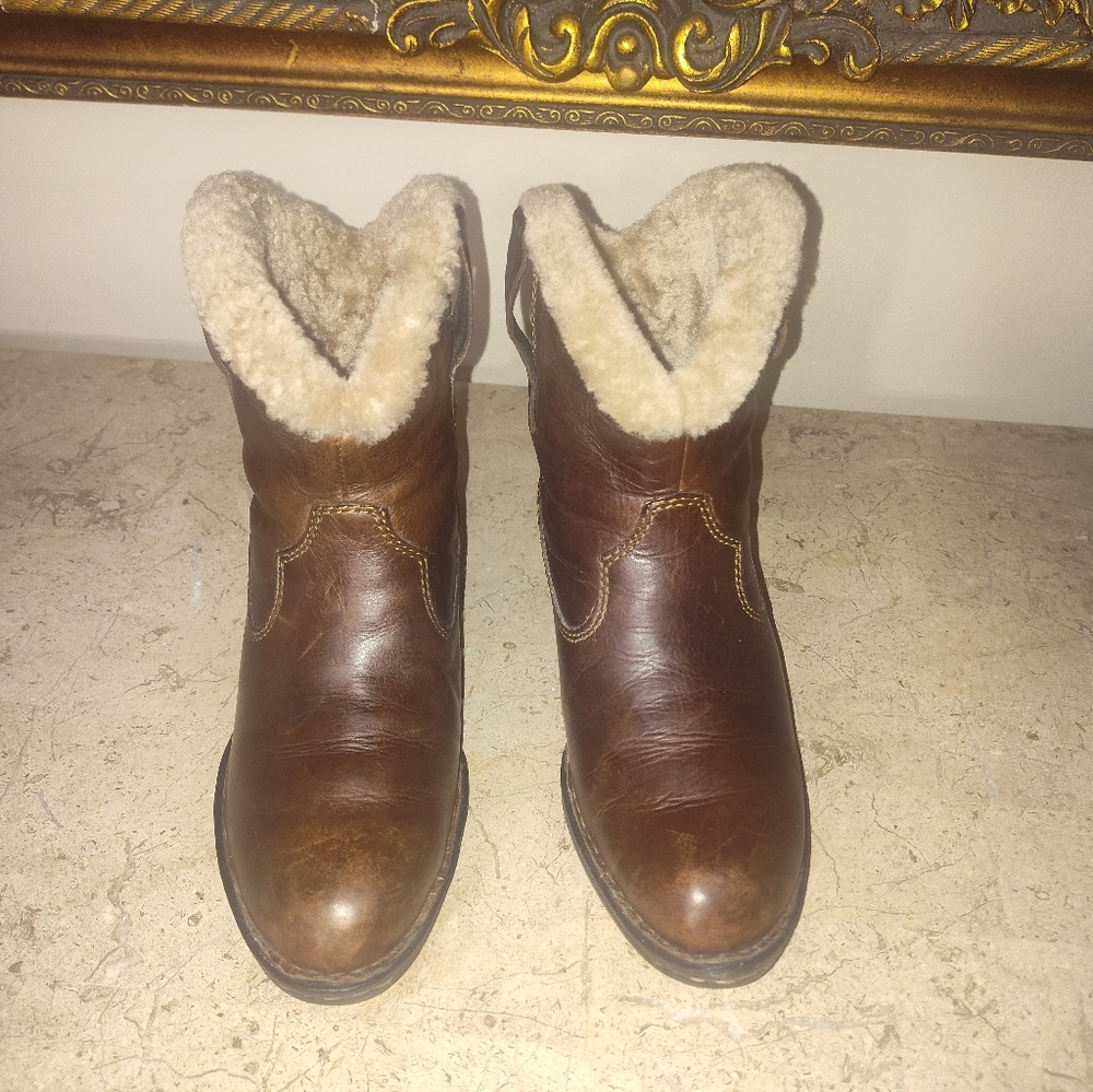 Born Lila Brown Leather Ankle Boots with Cream Lining